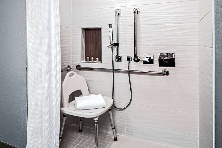 Renaissance by Marriott Indianapolis North Hotel