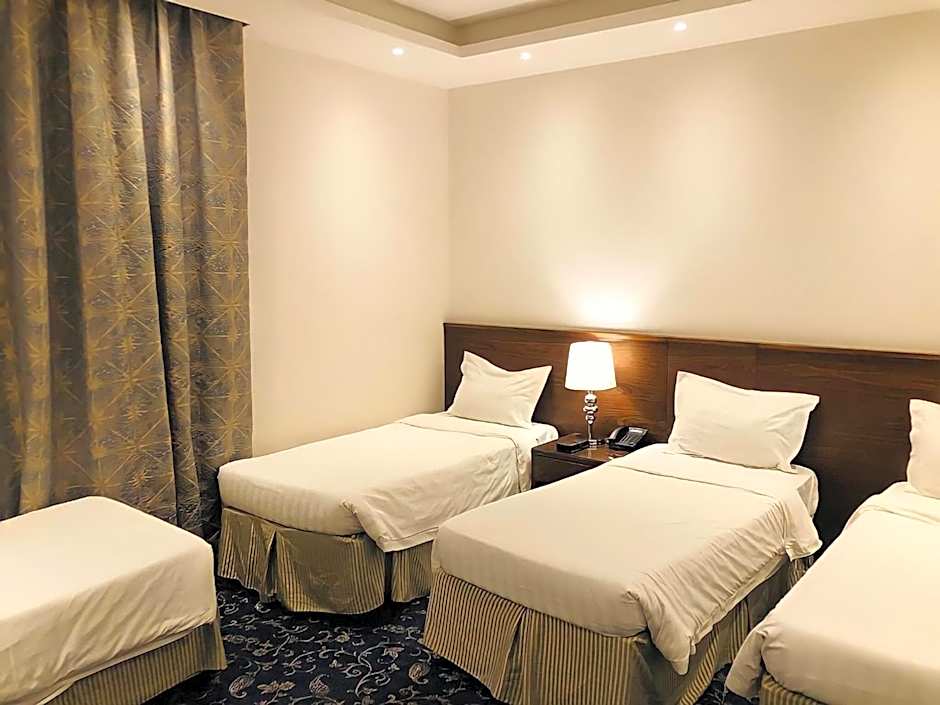 Zaha Al Munawara Hotel