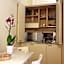 Olly Apartments