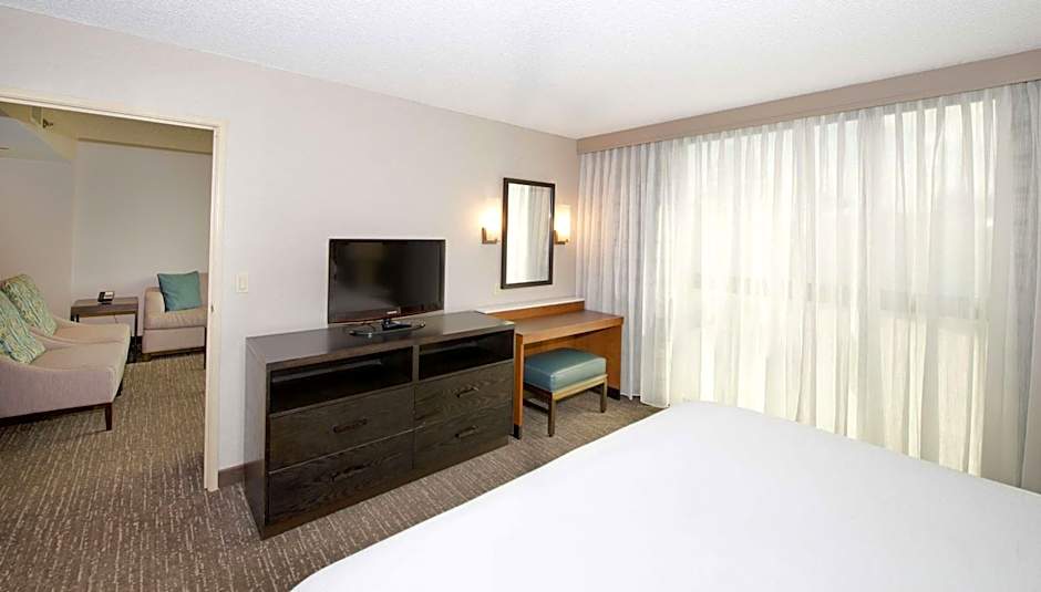 Embassy Suites by Hilton Seattle North Lynnwood