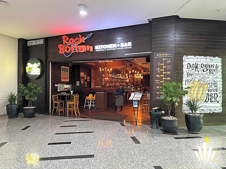 The Shore Hotel & Residences By Lá VISTA