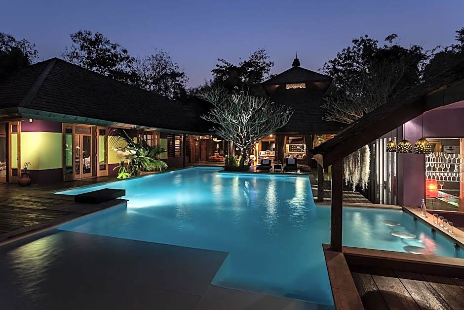 Chandra Residence, luxury, warmth and playfulness!