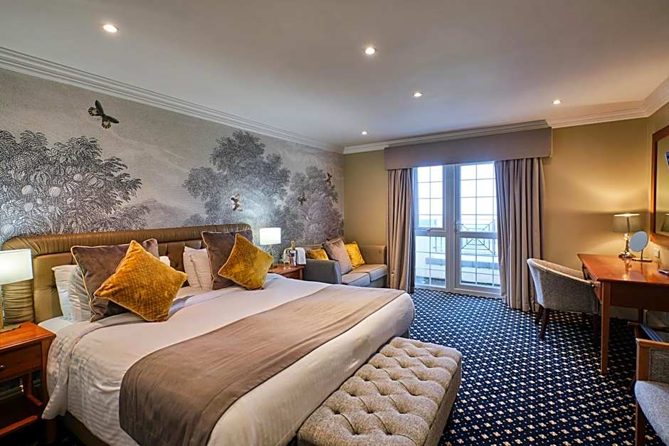 New House Country Hotel