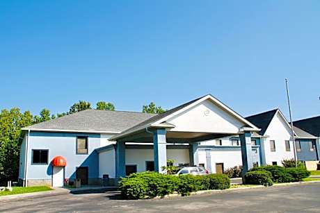 Grand Vista Hotel & Suites