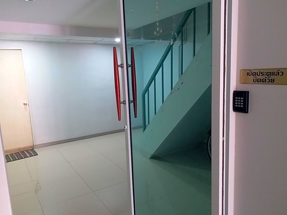 DD Garden Apartment 2