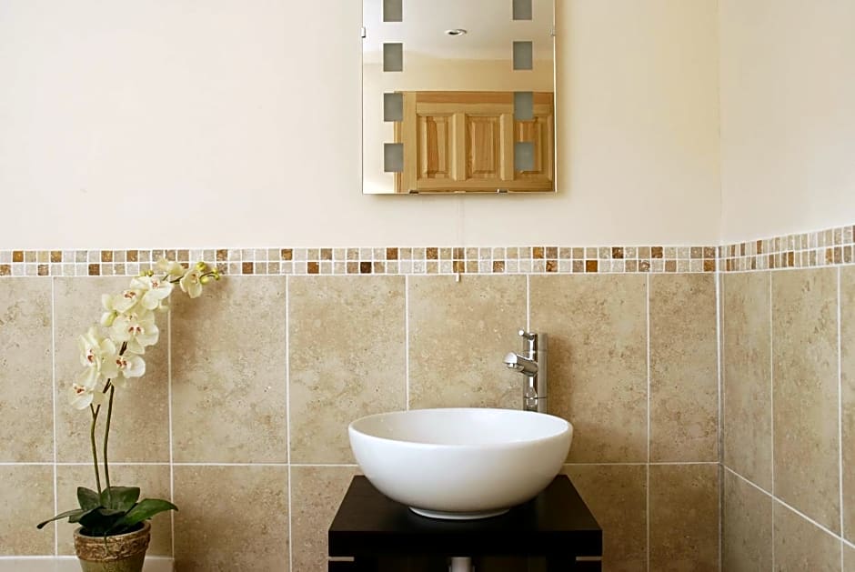 South Winchester Lodges