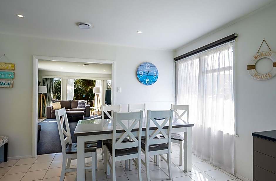 Tāhuna Beach Holiday Park