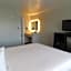 Capri Suites Anaheim