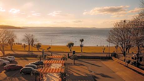 Brisbane House Hotel