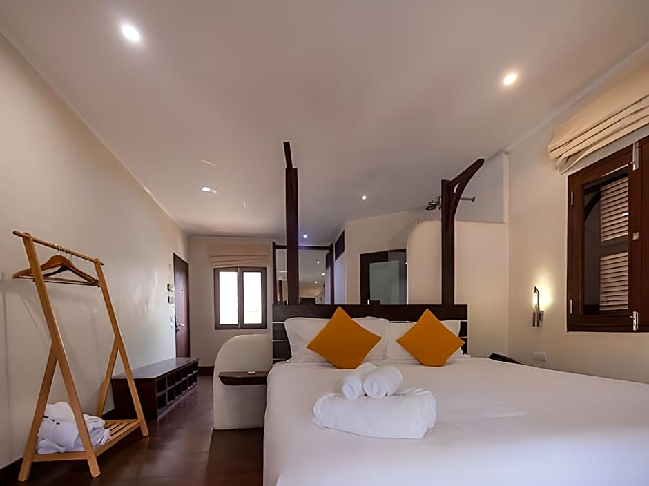 Ancient Luang Prabang Hotel (Ban Phonheuang)