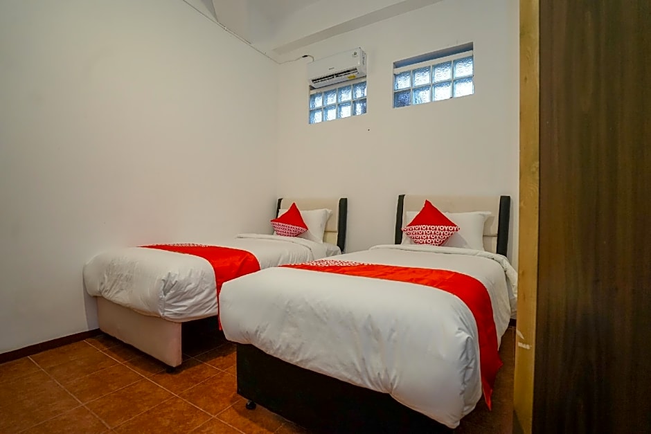 OYO 1844 Bravo Residence