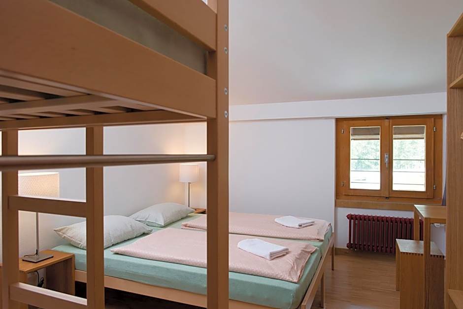 Pontresina Youth Hostel