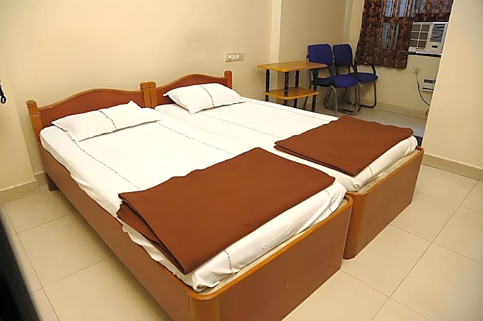 Sai sri Krishna Deluxe Lodge