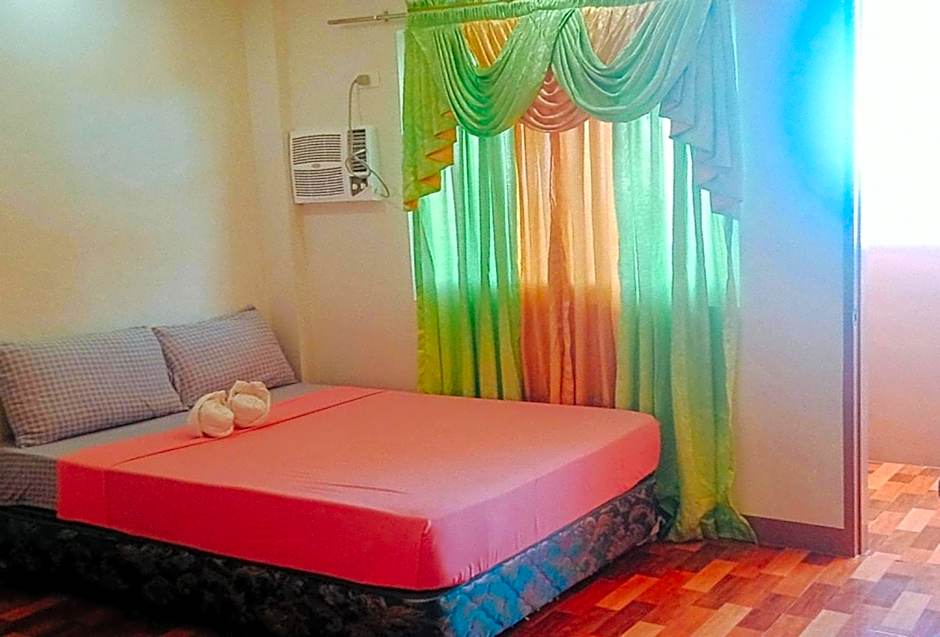 RedDoorz @ 4ks Pension House Bogo City Cebu