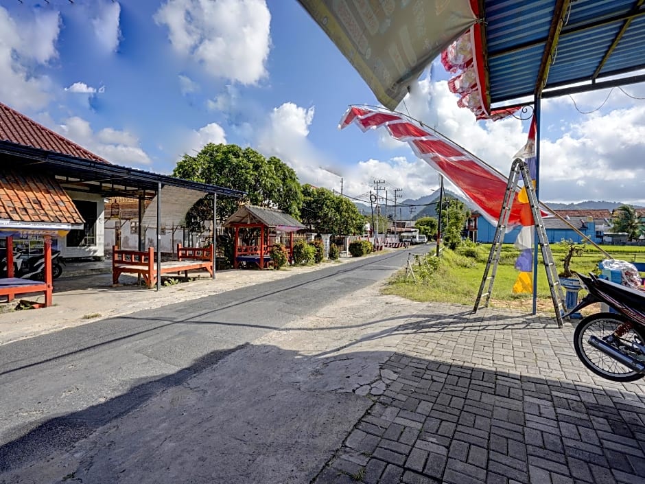 OYO 92907 Miranda Hotel Syariah