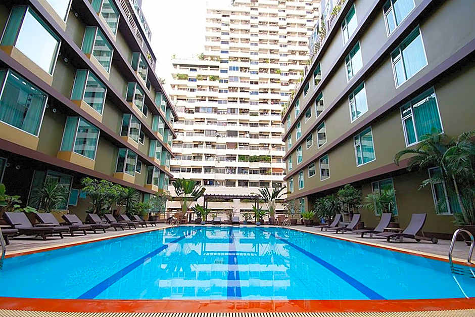 Dynasty Grande Hotel