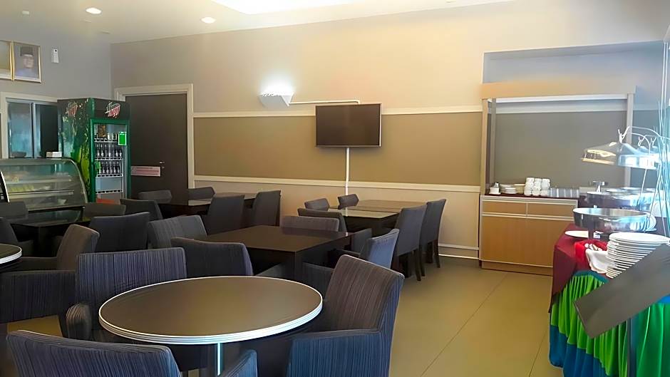 Kosma Business Hotel