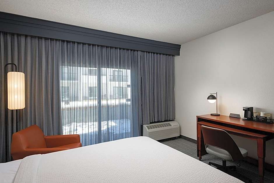 Courtyard by Marriott Denver Central Park