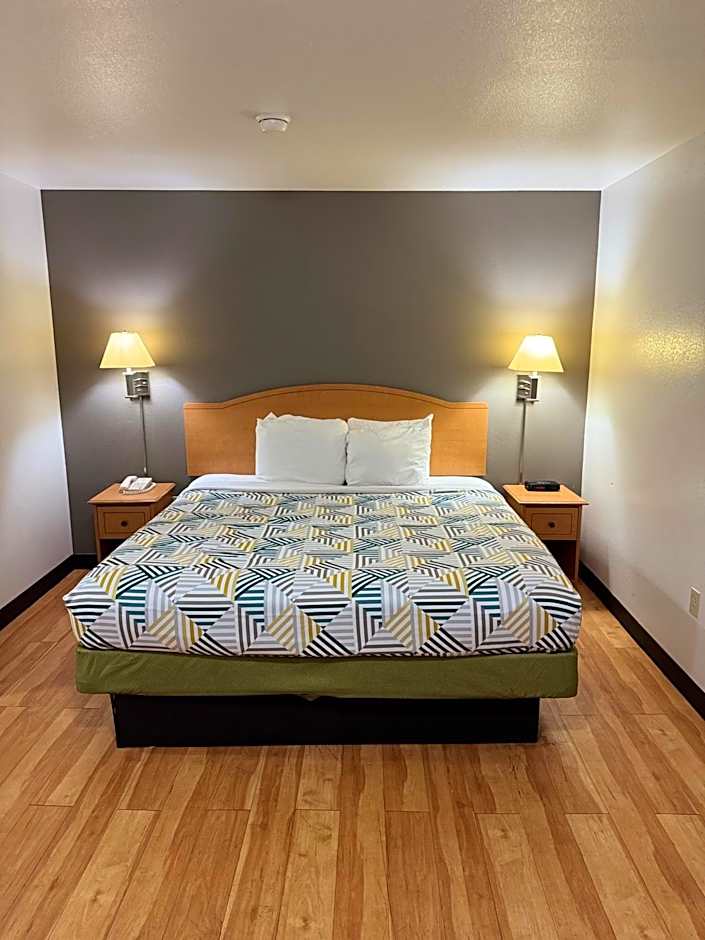 Blue Bonnet Suites -Lubbock, TX - Medical Center
