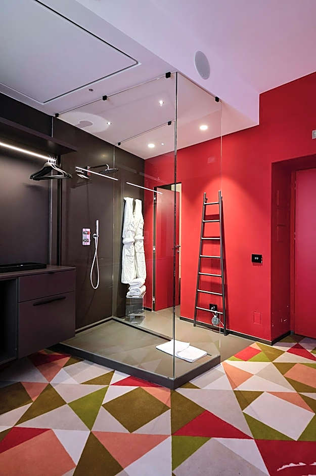MyTALE Creative Academy Hotel