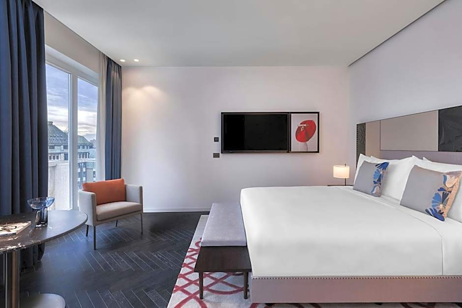 Dorothea Hotel, Budapest, Autograph Collection