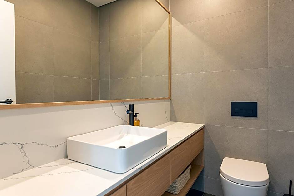 Award-winning beachfront luxury in Cremorne