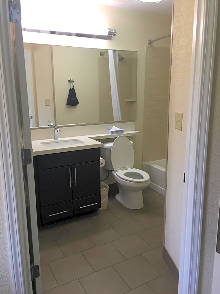 Candlewood Suites Woodward By IHG