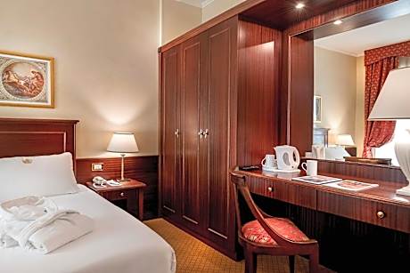 Premium Double Room with Sea View and Spa Access