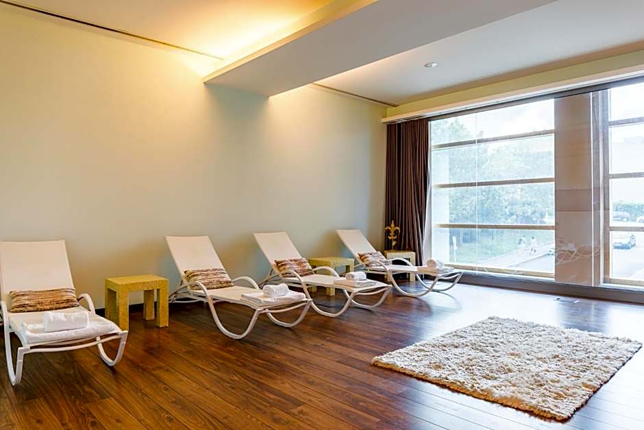Axis Porto Business & Spa Hotel