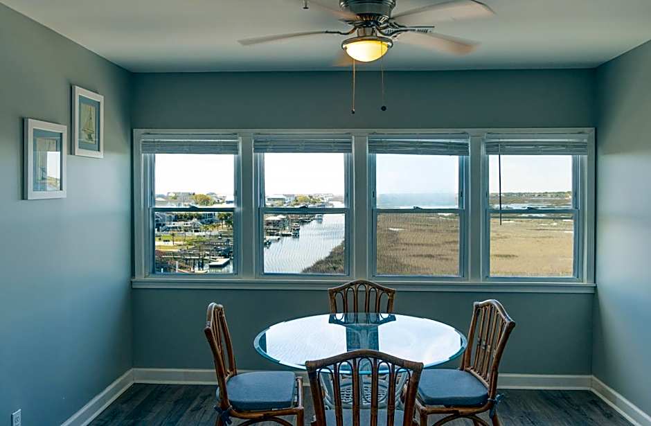 Sea Watch Inn at the Landing