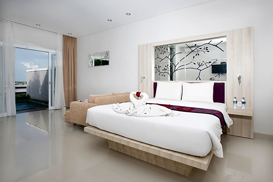 Photo 1 of 6 of One-Bedroom Villa with Private Pool