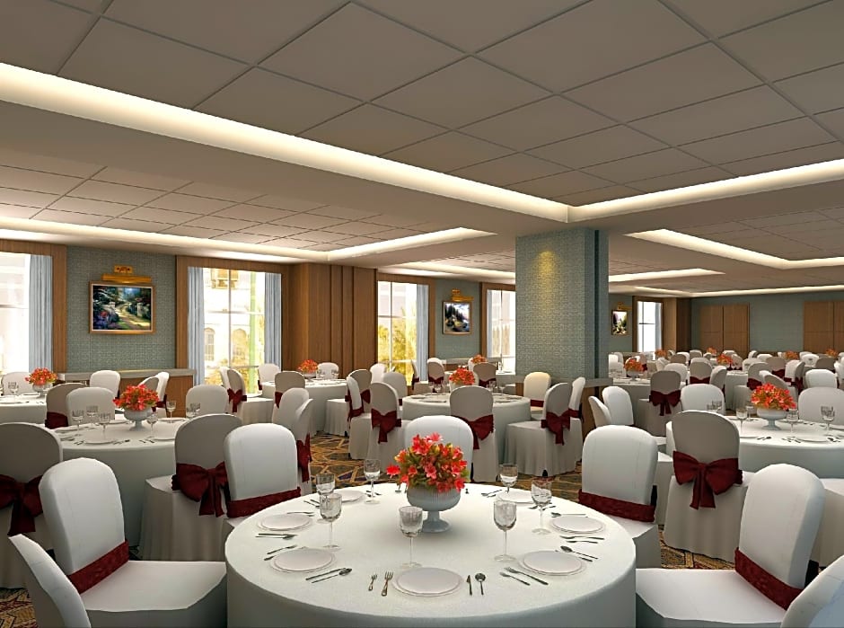 Ayla Grand Hotel