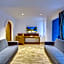 Risus Garden Marina Hotel