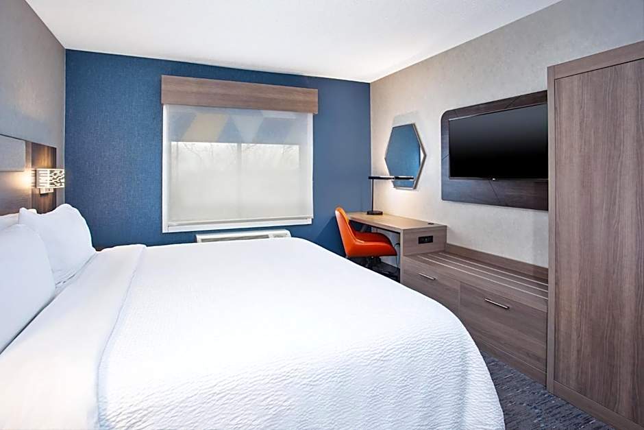 Holiday Inn Express Hotel & Suites - Belleville Area By IHG