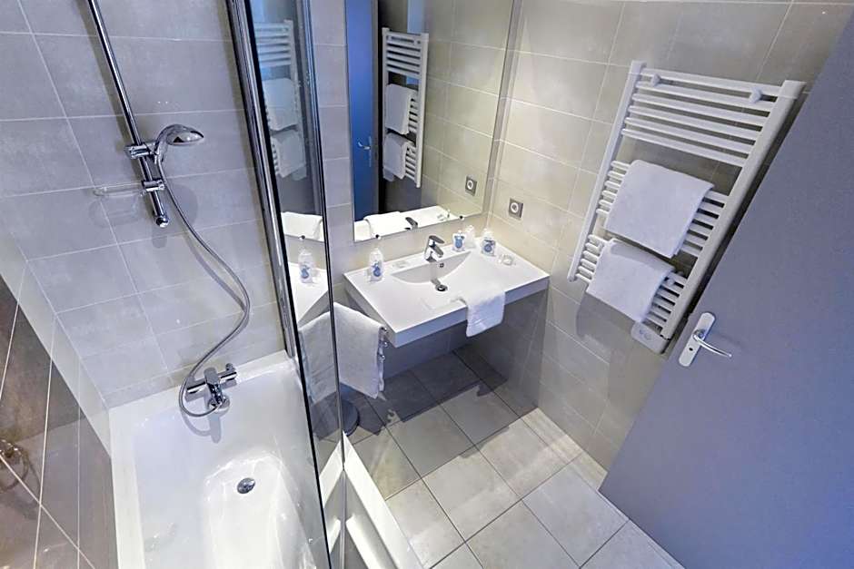 Kyriad Saint Chély d'Apcher - Aire de la Lozère