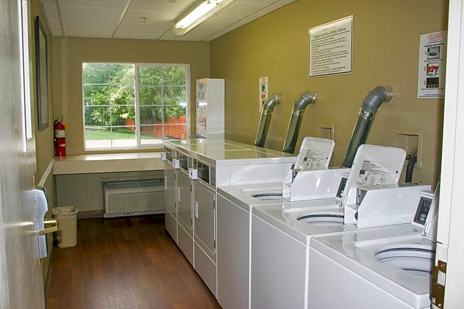 Extended Stay America Select Suites - Providence - Airport
