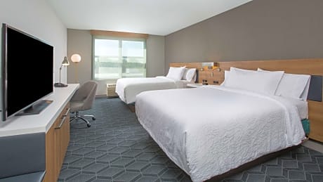 1 King Bed