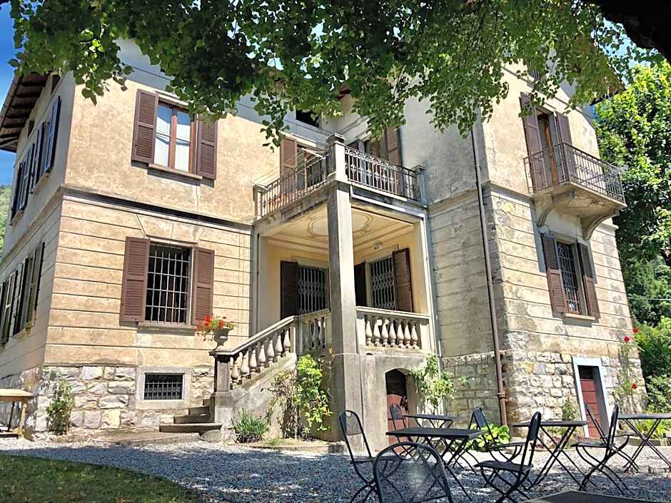 Villa il Maiale Bianco Bed & Breakfast