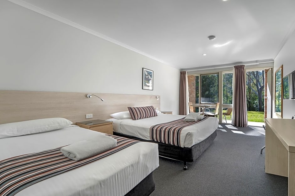 Avoca Beach Hotel