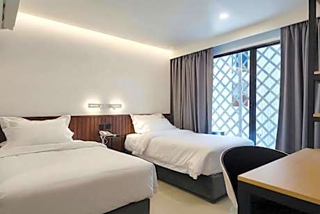 Deluxe Double or Twin Room