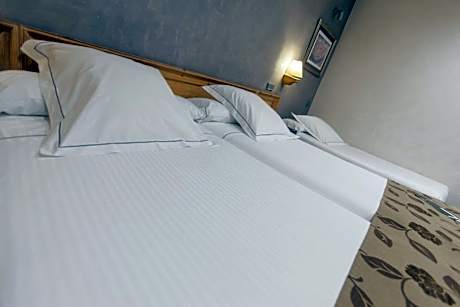 Interior Triple Room