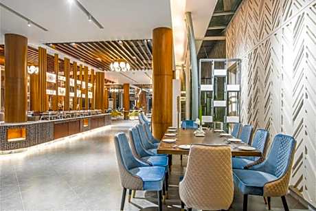 Dream Square Resort