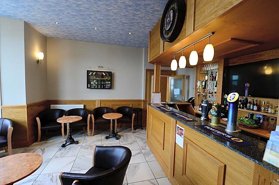 Four Saints Brig Y Don Hotel