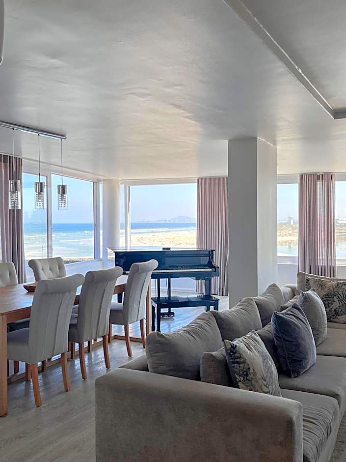 Lagoon Beach Hotel Apartments