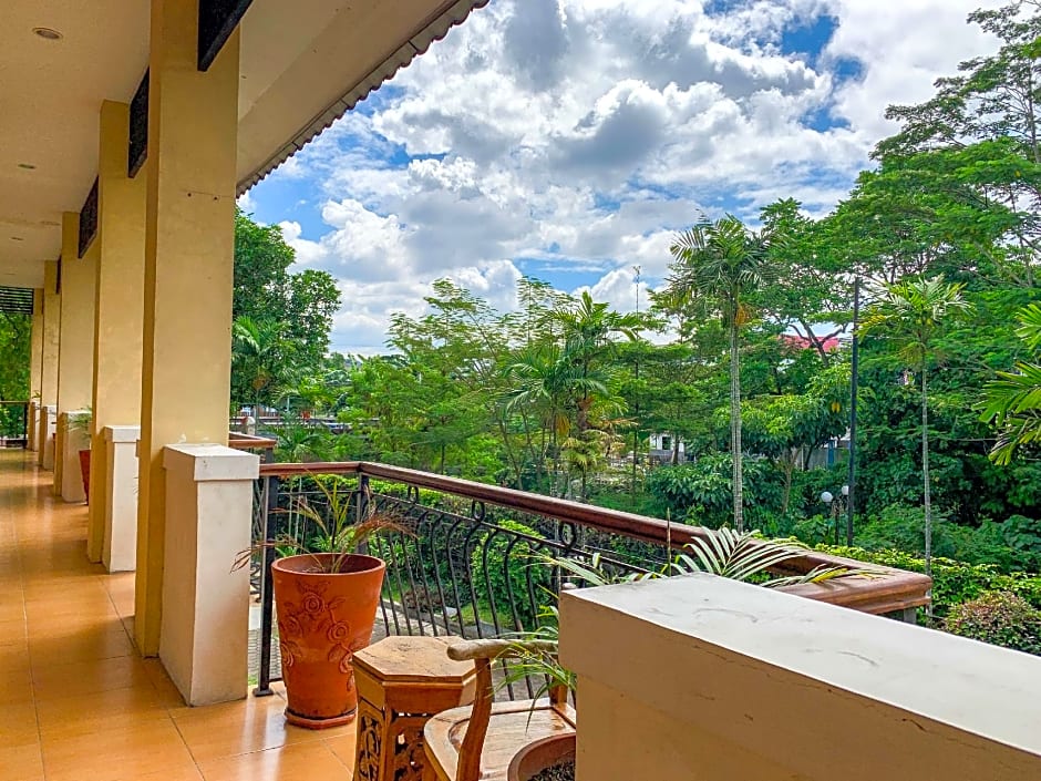 Urbanview Sasono Putro Condongcatur by RedDoorz