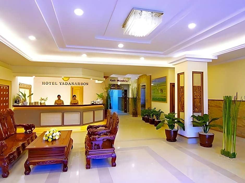 Hotel Yadanarbon