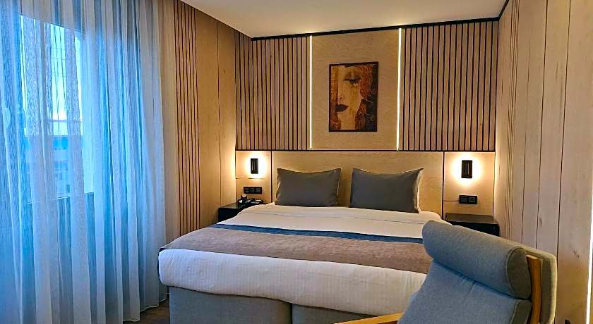 N'ALA OTEL