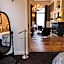 Post-Plaza Hotel & Grand Café