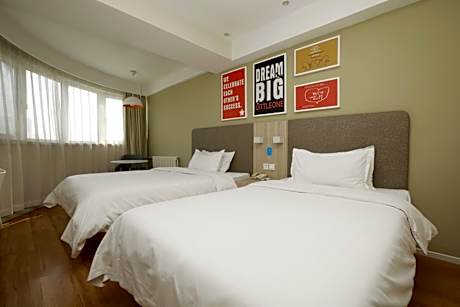 Hanting Hotel Dandong Railway Station