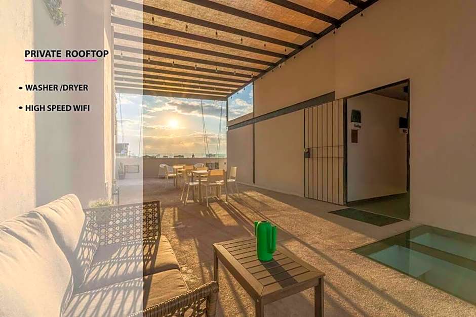 p602 Amazing Rooftop views 3bdrom 2bath fits 10